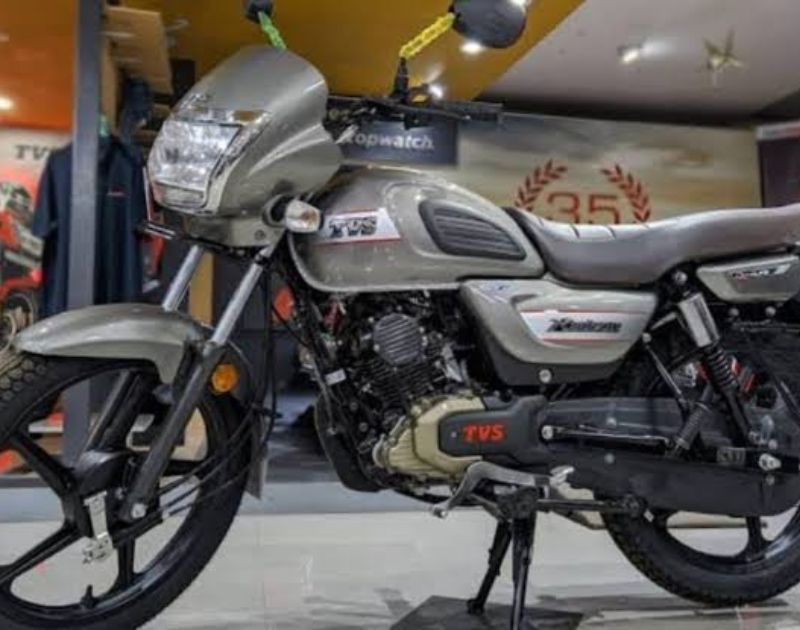 bik3 भारत में लॉन्च हुई 2022 टीवीएस रेडिअन, कई सारे नए फीचर्स के साथ बाइक की कीमत है ₹59,925
